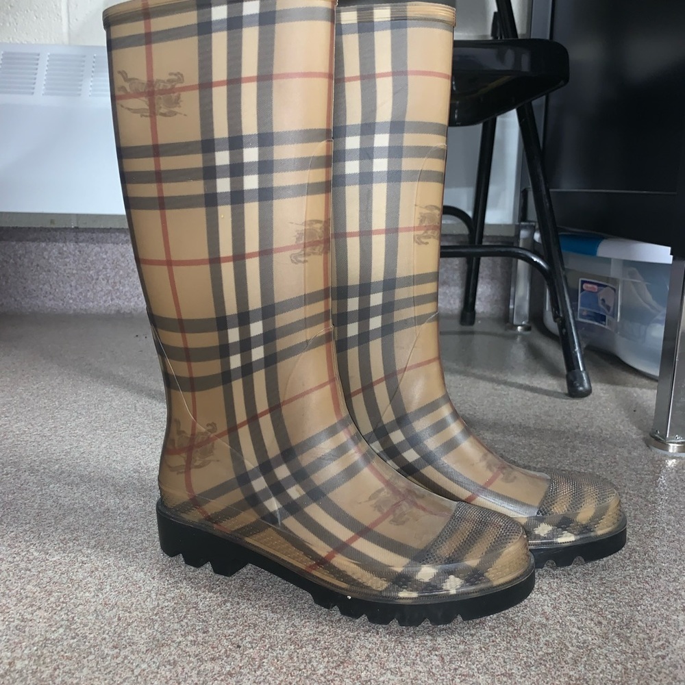 Burberry Rainboots